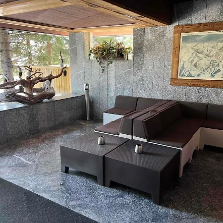 Apartamento Palace 2 *